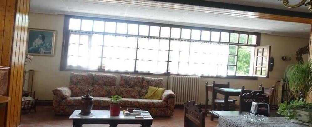 إيزكاراي Hotel Montes Blancos المظهر الخارجي الصورة