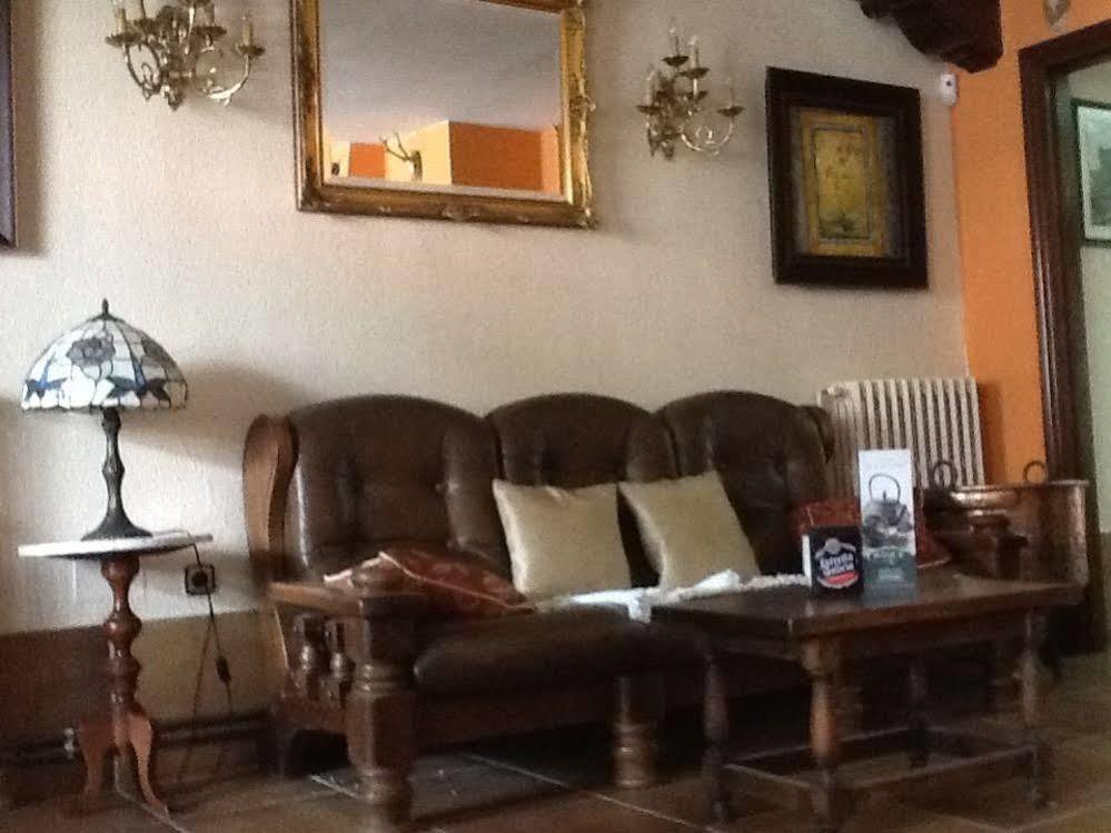 إيزكاراي Hotel Montes Blancos المظهر الخارجي الصورة