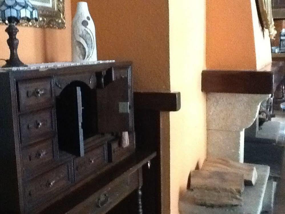 إيزكاراي Hotel Montes Blancos المظهر الخارجي الصورة